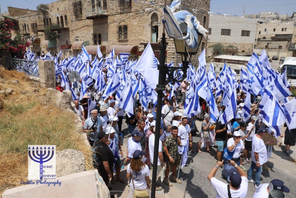 What is more beautiful than a sea of Israeli flags?